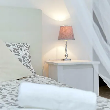 Bbhome Trastevere Station White Chic Apartamento *