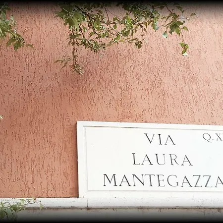 Bbhome Trastevere Station White Chic דירה *