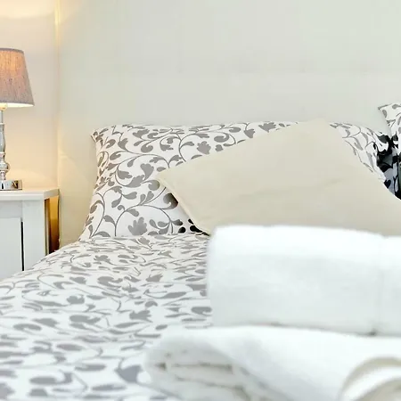 Bbhome Trastevere Station White Chic * רומא